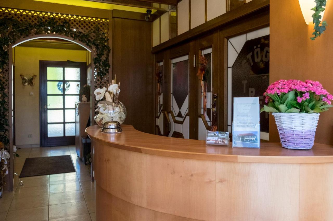 Gaestehaus Stoegmueller Asten 外观 照片